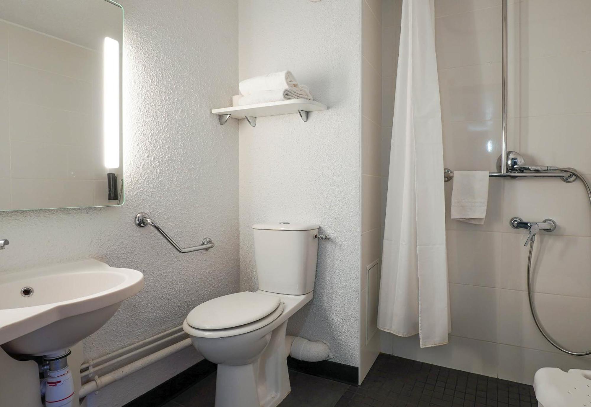 B&B Hotel Marseille Parc Chanot Dış mekan fotoğraf